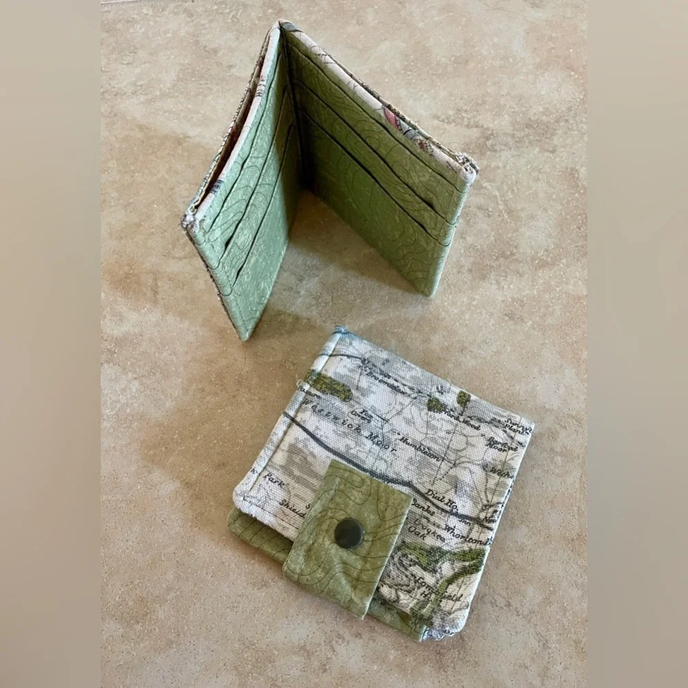 🎁 Handmade Wallet Mystery Box – Unique & Stylish Surprise! 🎁
